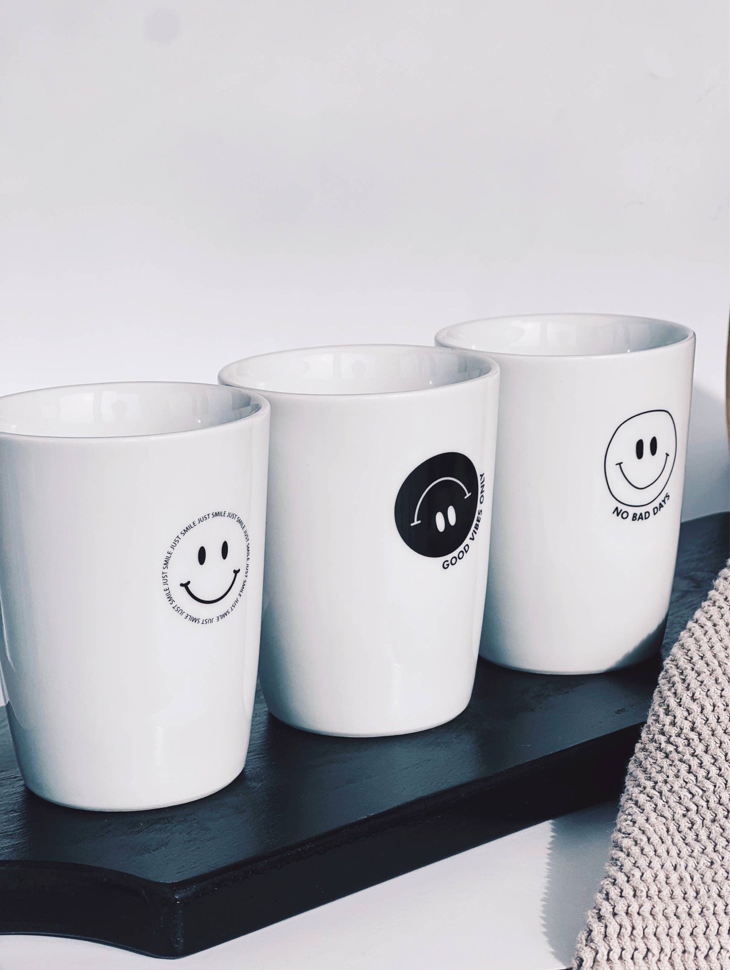Goldscherben | Tasse Smiley Good Vibes Only