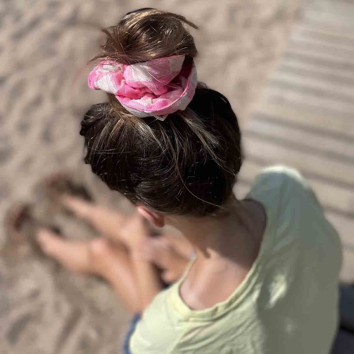 Rose in April | Scrunchie Vichy in Neonrosa