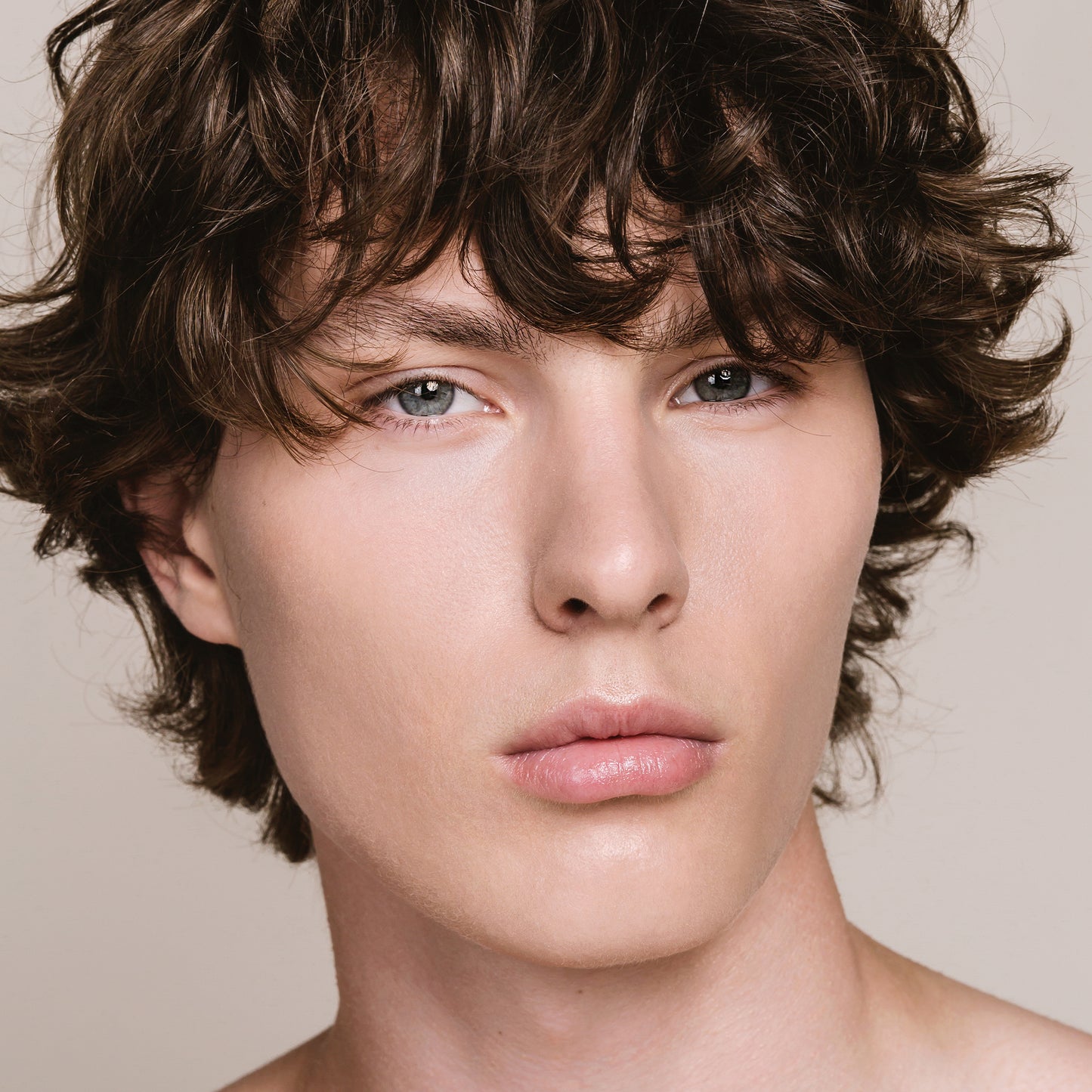 MÁDARA | Skin Equal Soft Glow Foundation 30 ml