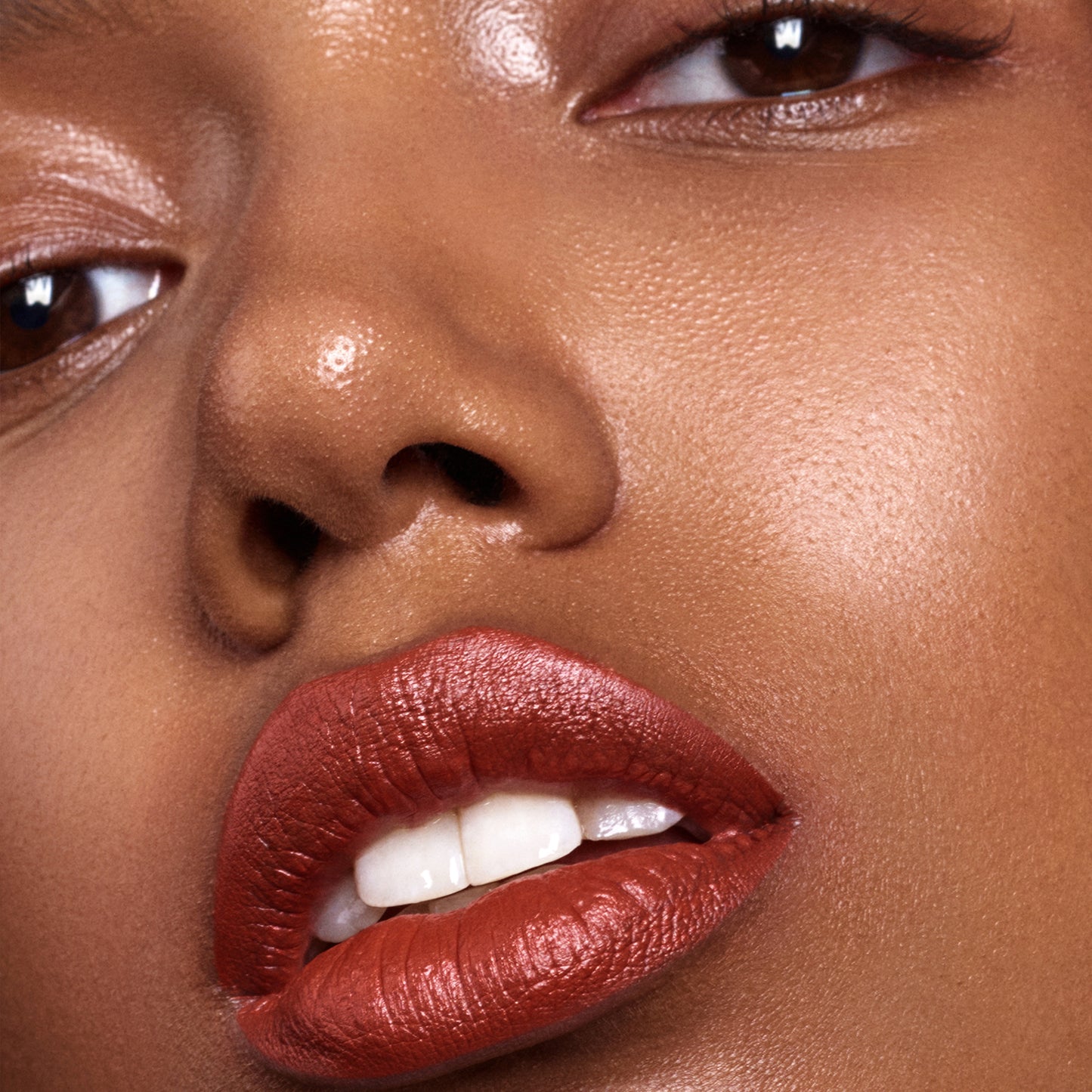 MÁDARA | Velvet Wear Matte Cream Lipstick