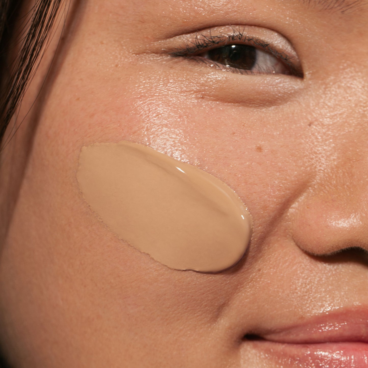 MÁDARA | SKINONYM Semi-Matte Peptide Foundation 30 ml