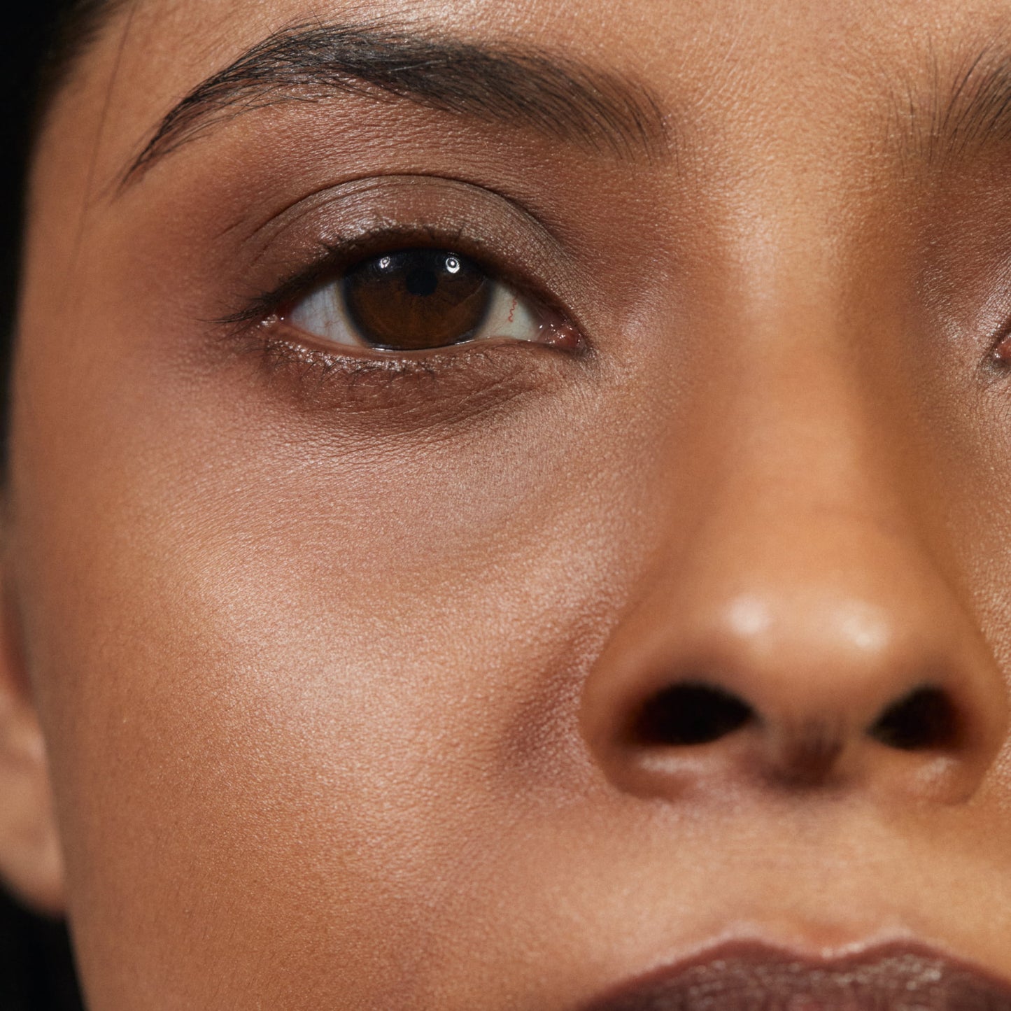 MÁDARA | Air Equal Soft Silk Mineral Powder