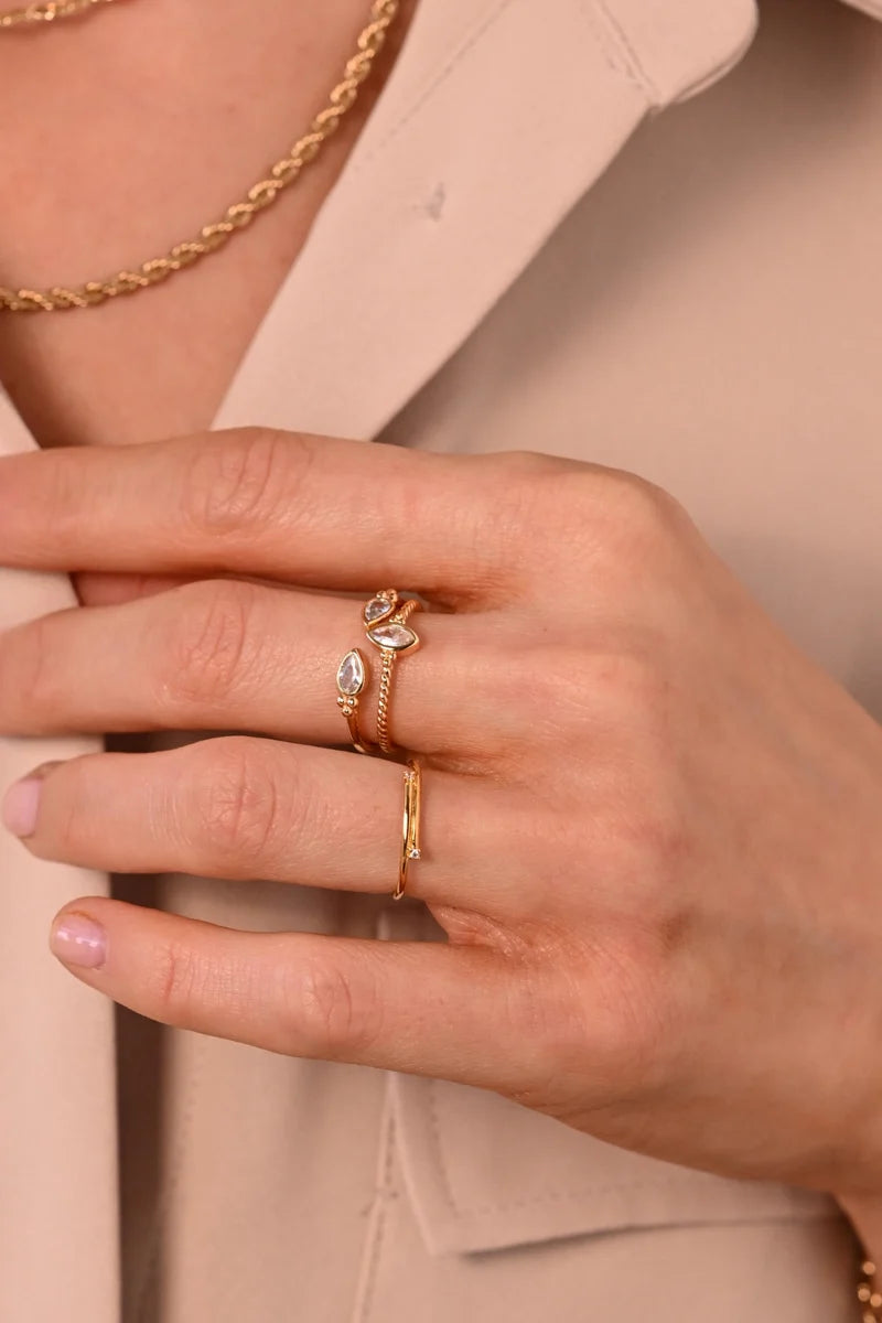 Waekura | Ring Alma Weiß