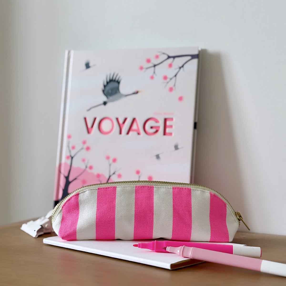 Rose in April | Gaston Etui Neonpink