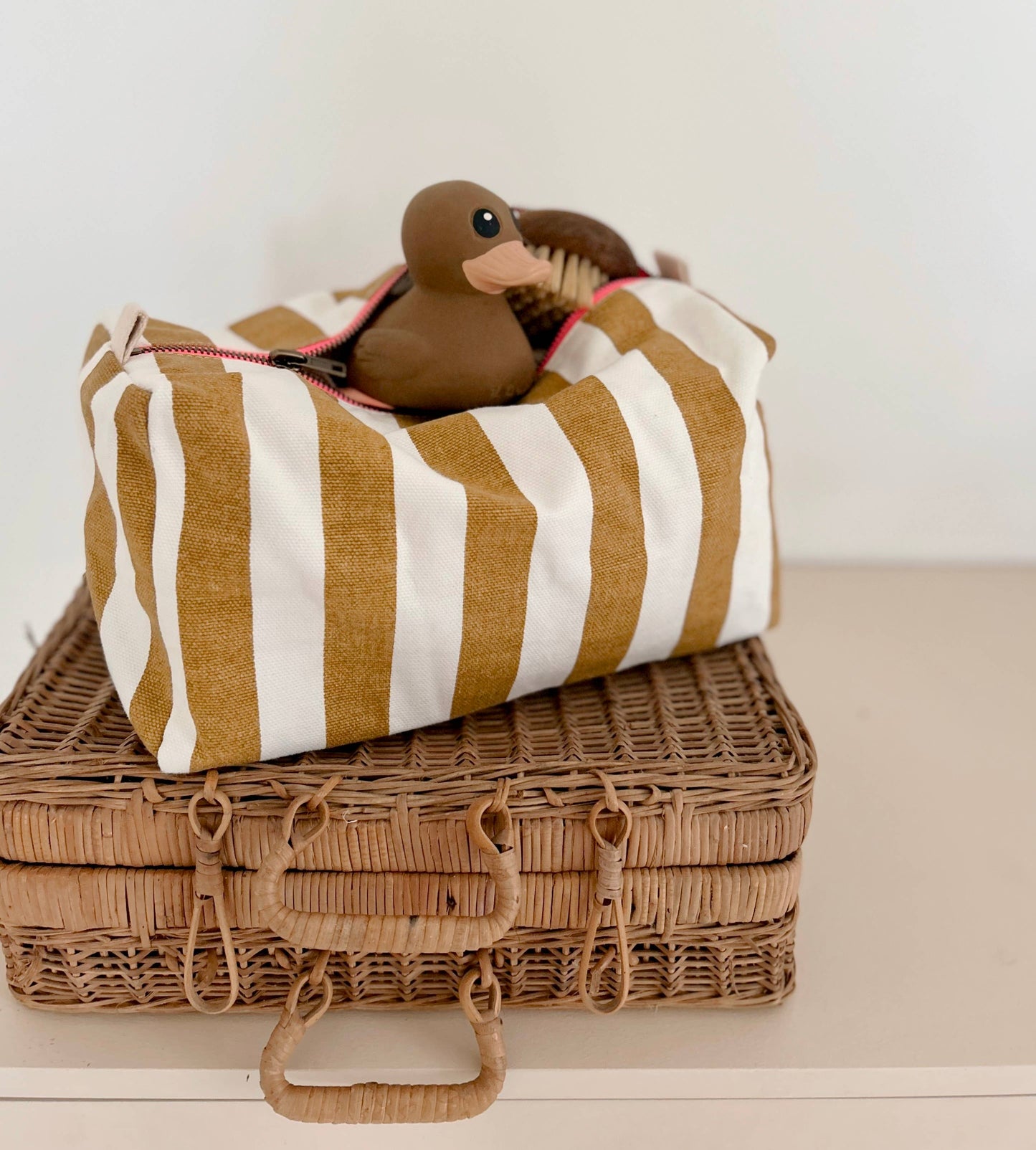 Rose in April | Vic Kosmetiktasche Karamell/Ecru